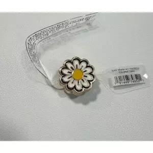 [크록스][] 10008239 골드 꽃 지비츠 (S45039604)