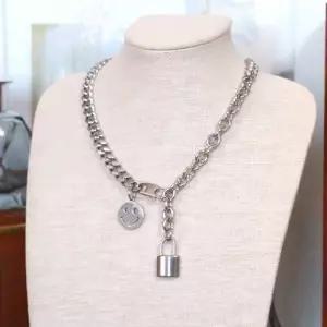 써지컬스틸 스마일락 볼드체인 목걸이