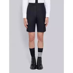 [톰브라운] 클래식 트윌 백스트랩 쇼츠 112769230