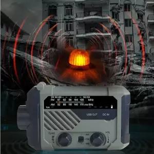 크랭크 라디오 등산 휴대용 재난 비상용 다기능 수동 및 태양광 보조 배터리 휴대폰 핸드폰 충전기 도구가