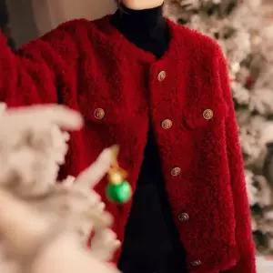 레드 여성용 알갱이 퍼 일체형 가죽 모피 양털 카디건 무스탕 코트 숏스웨이드 원템1
