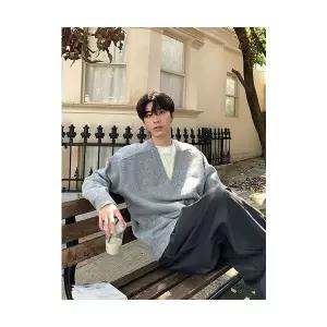 가을 남성용 니트 투피스 페이크 차콜 V넥 데일리 브이넥 코트 다올3