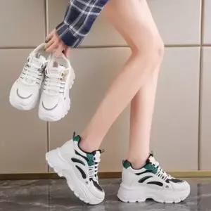 여성단화 가벼운운동화 하이탑 캐쥬얼 남자운동화