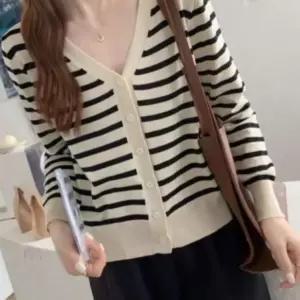 브이넥 스트라이프 버튼 울 가디건 2color 여자 앙고라 롱가디건 울혼방 카디건 니트