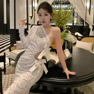 원피스 여성용 춘추 롱스커트 레이스 펀칭 숄더 프렌치 드레스 DUCHI3