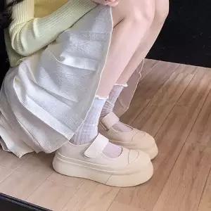 천진반여사친 여름 캐주얼 데일리룩 신발 힐펌프스 스트랩힐 조로사 슈즈 펌프스 실버 머핀 통굽 단화 KUK2