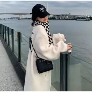 여성 롱 코트 포근한 윈터 후리스코트 원픽 가벼운 데일리 후리스 양털코트 양털 자수 소재 롱코트 아우터