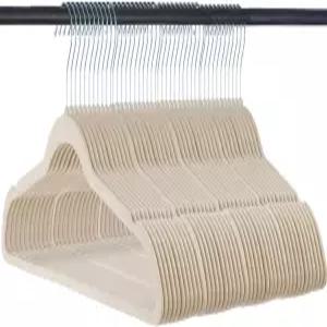 새로운 프리미엄 품질의 벨벳 옷걸이 - 초박형 미끄럼 방지 펠트 공간 절약 헤비 듀티 코트 바지 재킷