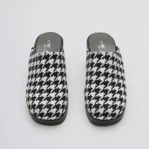 [다잇템] 여성 통굽 하운드투스 패턴 두꺼운굽 운동화 뮬슈즈