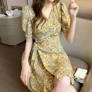 여성 노란색 꽃무늬 랩원피스 프릴 브이넥 봄 여름 (HSJ-WF92543)