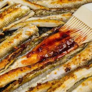 통영 보양식 황제 바다장어 4kg (손질후 1kg당 550g∼600g) 비법 소스 2종 증정