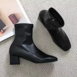 [갓슈]  뿌고아 옆지퍼  5cm 미들힐 패션 앵클부츠