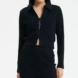 [뉴발란스]여성 투웨이 골지 카라 집업 자켓 NBMDD4W832-19 736534