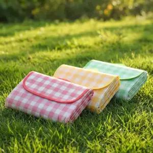 와일드프로 방수매트 돗자리 접이식 파우치형 체크패턴 나들이 캠핑 피크닉매트 소형 중형 대형