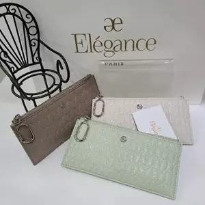 [셀러허브 1]엘레강스 M백화점 클래식한 여성 장지갑 소가죽 장지갑 BSSW01T-M (48359680)