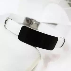 패션팔찌 모던바이 커플 우정 포인트 실리콘 패션 팔찌 화이트 패션브레이브슬릿