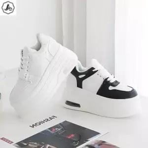 [애슬릿] 플랫폼 스니커즈 굽높은 화이트 배색 운동화 10cm