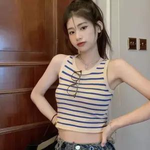 [라일리여성언더웨어] Rly 코넨즈 민소매 줄무늬 크롭 나시티 이너티 SD-