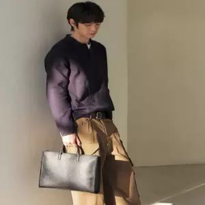 헤지스 액세서리 25FW [14인치 노트북 수납가능][선물추천][백화점BEST][블랙 단색 가죽 서류가방 HJBA5F8