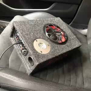 서브우퍼 차량용 앰프일체형 듀얼 저음강화 고출력 카오디오 베이스 방수 미끄럼방지 노이즈캔슬