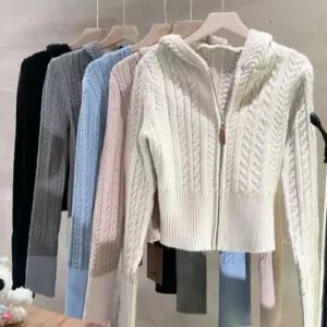 여성 케이블 짜임 후드 집업 니트 가디건 겨울 데일리룩