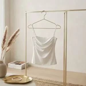 여신 셔링 날씬해보이는 나시 민소매 티셔츠 브라탑내장 (화이트)