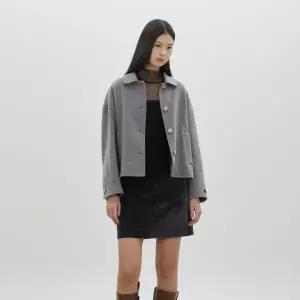 [롯데백화점]씨씨콜렉트 베이직 카라 핸드메이드 숏 코트 C261MSG502