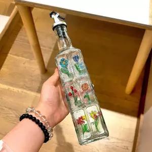 스테인리스 스틸 노즐 플러그가 장착된 유리 올리브 오일 병 디스펜서 500ml 꽃다발 엠보싱 스퀘어 및 식초