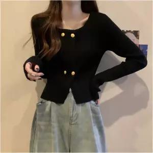 꾹상점3  여성용 니트 봄 코디 더블 아우터 라운드 가디건 버튼 패션스타일 봄패션