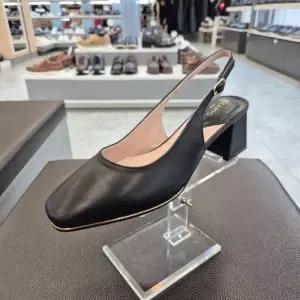 [엘칸토]엘칸토 HC11 양가죽 여성 슬링백 L2H2U6J1319 (48161902)