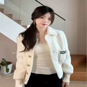 여성 모피 코트 도톰 여 초봄 거예쁜 부잣집 천금감 스웨이드 상의 BE1