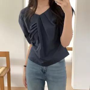 [코코블랑] [코코메이드]모아레 핀턱 퍼프 블라우스