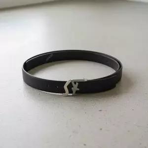 [페라가모]남성 SF 로고 리버시블 벨트67 A251 NERO HICKORY 0734199