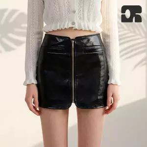 [로코엘라][CENTAUR] SHINING LEATHER MINI SKIRT