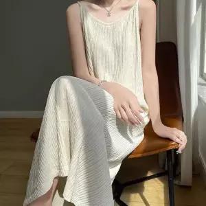 ONM 플리츠 주름 여성 끈나시 원피스 바캉스룩 데일리