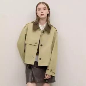 [롯데백화점]시스티나 카라 배색 루즈핏 트렌치 코트 -AWWBYO31040