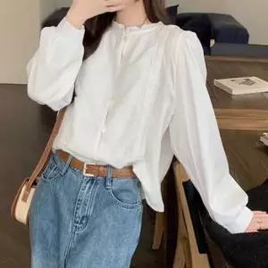 출근룩 화이트 자수디테일 프릴 퍼프 긴팔 블라우스 러블리룩