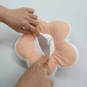 P1 꽃피는 강아지 고양이 쿠션 넥카라 핑크 M