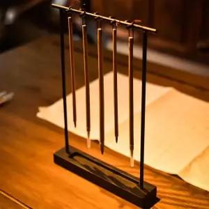 회전 붓거치대 로드 스탠드형 원목 선반 보관함 브러시 홀더 정리대