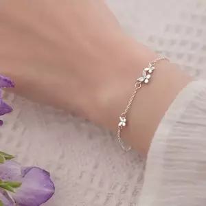 펜던트 팔찌 예쁜 나비 데일리 심플 큐빅 여성 나비팔찌 나비펜던트 큐빅팔찌 여성팔찌