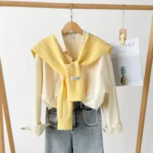 글로보라 머플러 대체 등따시개 어깨 망토 가디건 가을 걸치는 걸침 겨울 니트 등따숨이