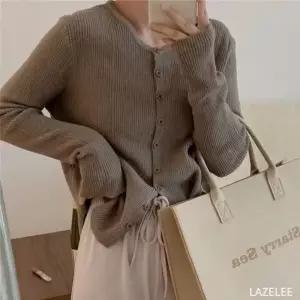 [라일리여성의류] Rly 레이즐리 브라운 언발 랩 니트 가디건 여성용 루