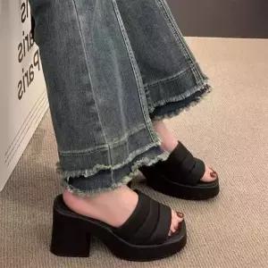 [라일리] Rly 예쁜 여성 키높이 통굽 슬리퍼 웨지 학교 사무실