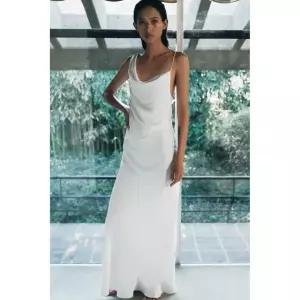 ZARA 자라 새틴 백리스 원피스 - 크림 147115