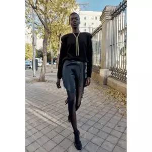 ZARA 새틴 레이스 콤비 미니 스커트 - 네이비