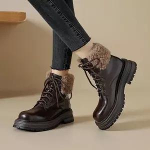 원더맨 여자 데일리룩 신발 워커힐 겨울 앵클 부츠 보온 슈즈 소가죽 통굽 미들굽 리얼 가죽 퍼 KUK5