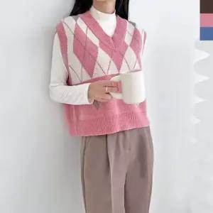 여성 화사한 아가일 브이넥 니트 조끼 베스트 코디