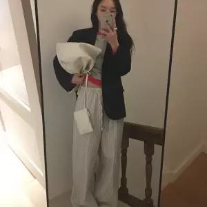 [메이비베이비] Vitrine Jacket (네이비)