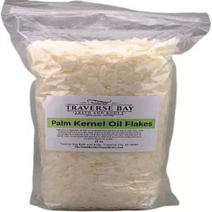 팜 커널 오일 플레이크 32온스 / 2LB 비누 만들기 공급은 모두 천연입니다.