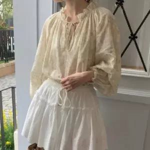 [다잇템] 여성 프릴카라 펌킨소매 빅사이즈 플로럴 블라우스